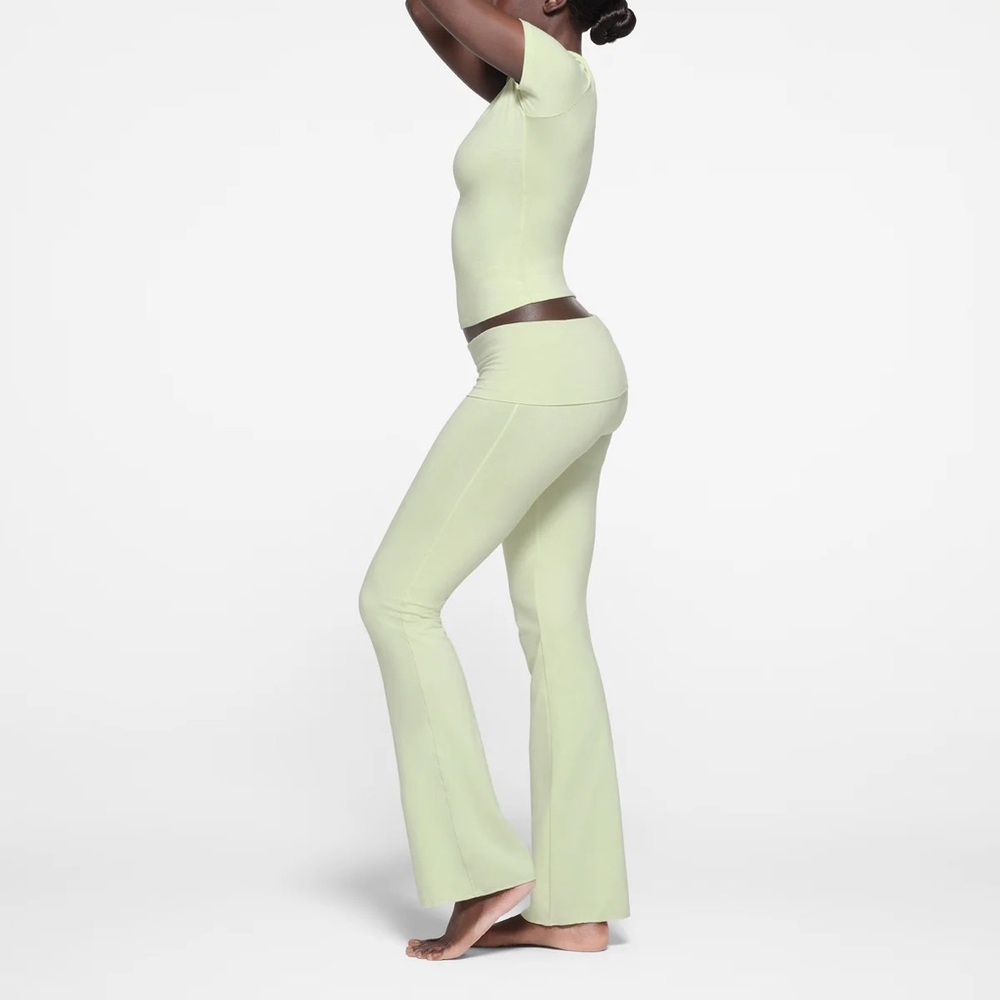SKIMS Cotton Jersey Foldover Yoga Pants Pistachio